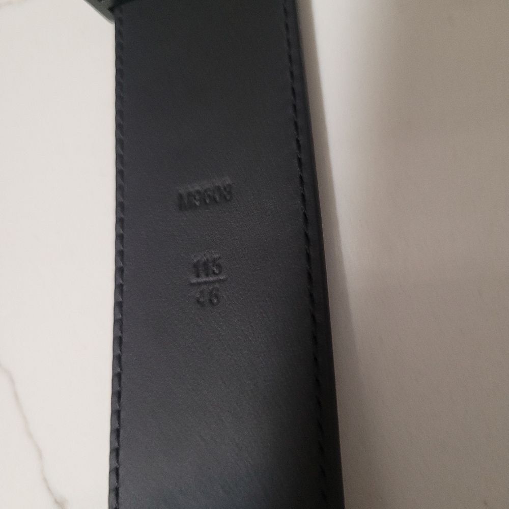 Authentic Louis Vuitton Monogram Black Belt 46/115 AC1425 - Picture 5 of 7